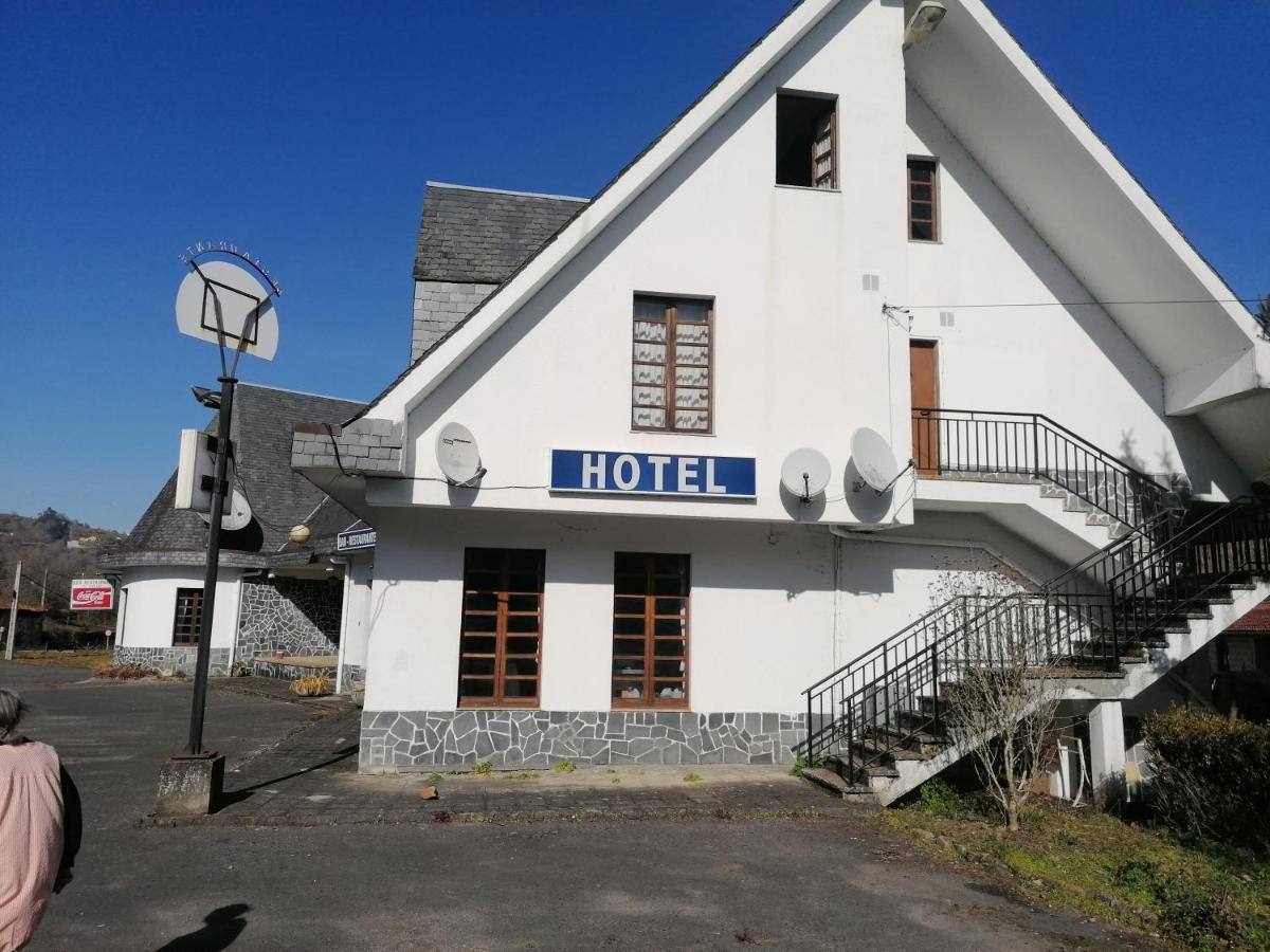 Hotel Hello Astur Green Bimenes Exterior foto